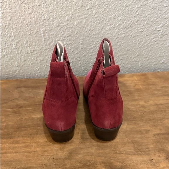 Women's Vionic Roseland Suede Ankle Boots size 9.5 New in Box - Picture 4 of 11